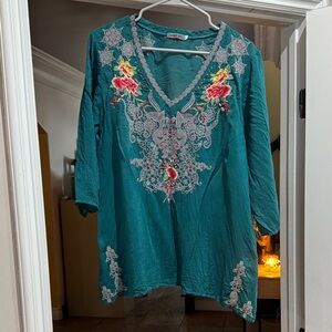 Johnny Was Teal Embroidered V-Neck Tunic with Floral Accents